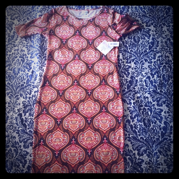 Lula Roe Julia - Picture 1 of 3